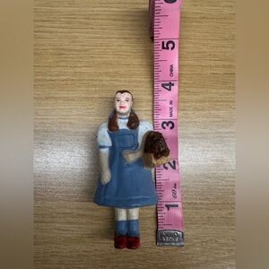Vintage Dorothy The Wizard of Oz Resin Magnet Figurine with Toto